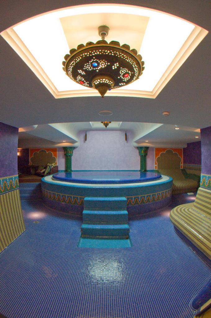 Amira Boutique Hotel Heviz Wellness & Spa Экстерьер фото