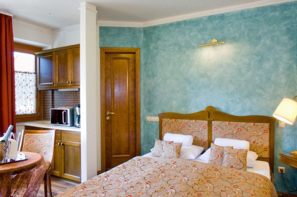 Amira Boutique Hotel Heviz Wellness & Spa Экстерьер фото