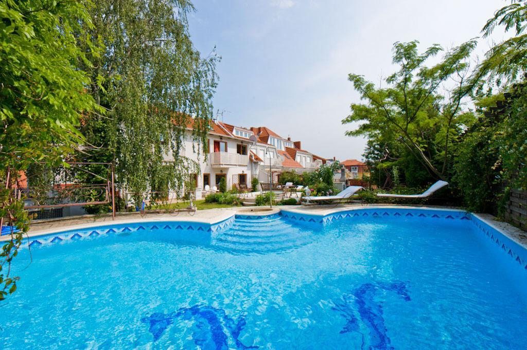 Amira Boutique Hotel Heviz Wellness & Spa Экстерьер фото