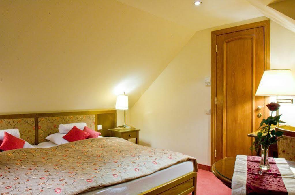 Amira Boutique Hotel Heviz Wellness & Spa Экстерьер фото