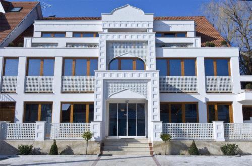 Amira Boutique Hotel Heviz Wellness & Spa Экстерьер фото